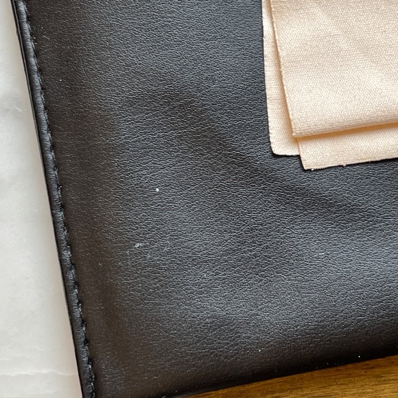 Balenciaga soft sunglasses case, black & gold. - Picture 10 of 12